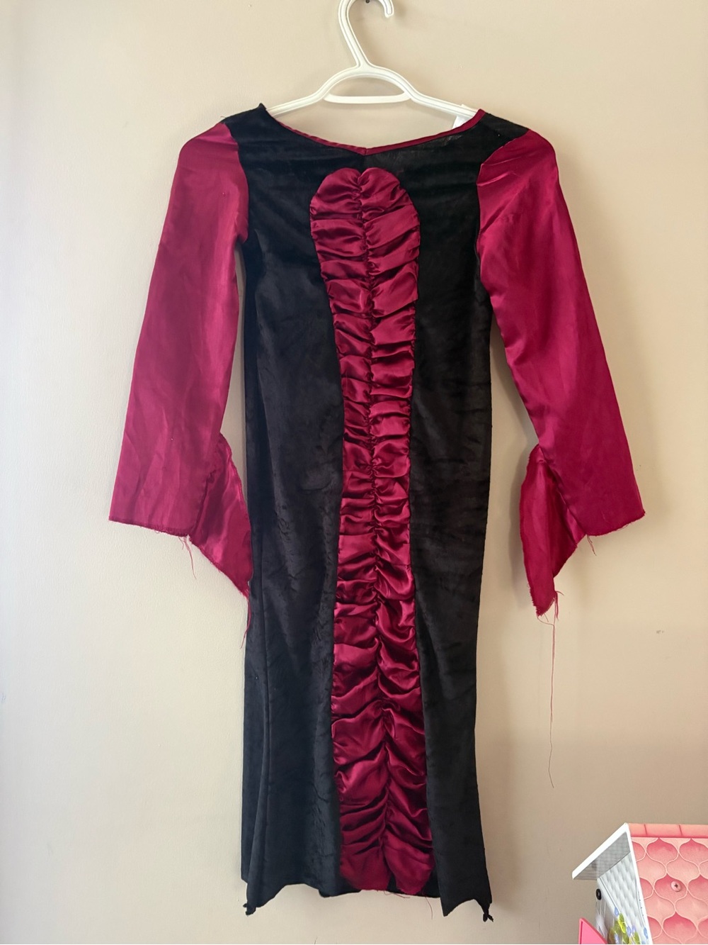 Witch dress 4-6 yo